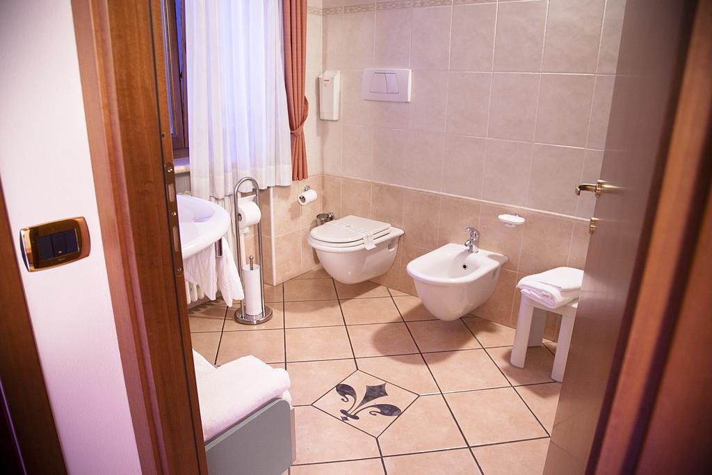 Residenza Il Giglio Bed & Breakfast Mozzecane Ngoại thất bức ảnh